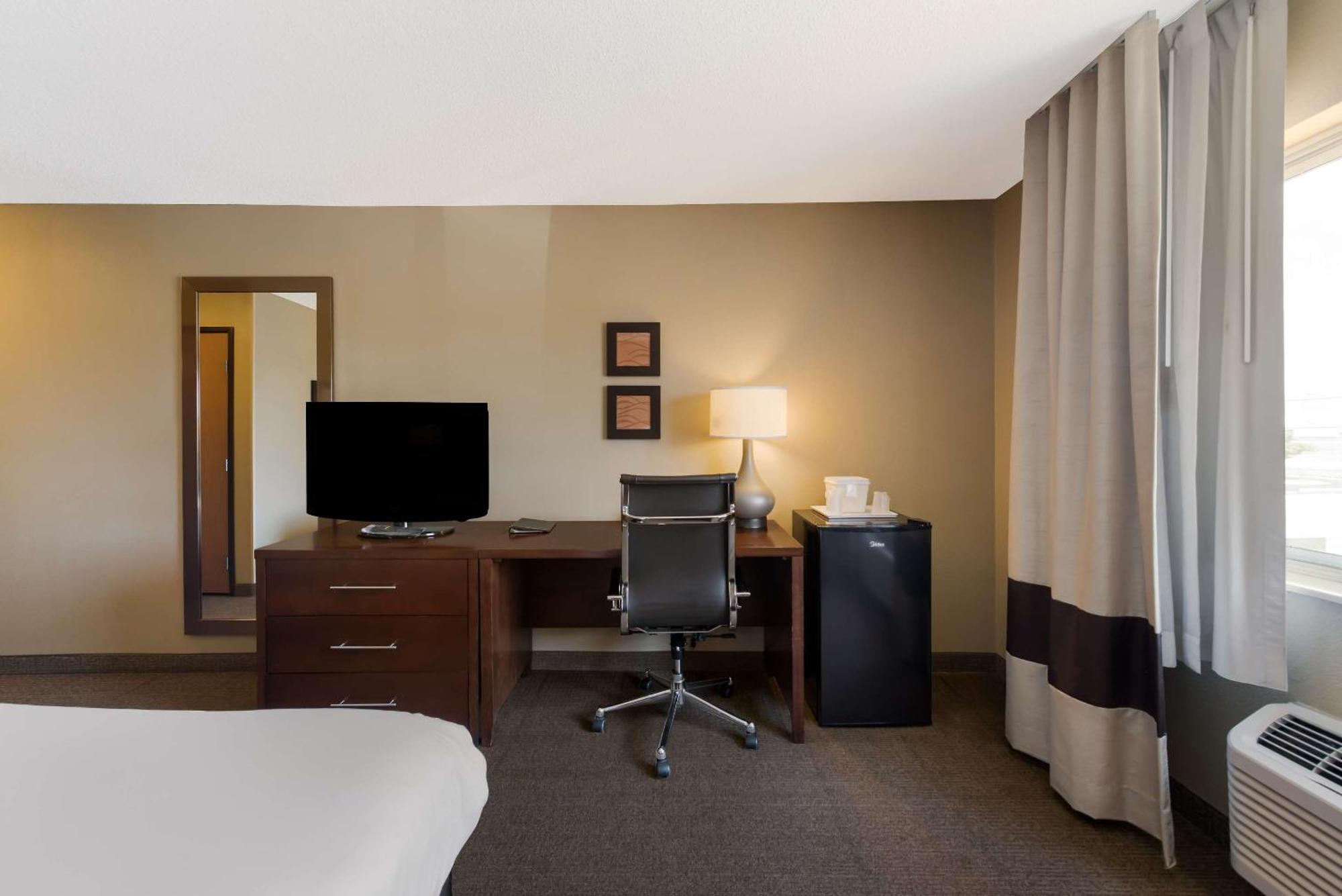 Comfort Inn East Уичита Экстерьер фото
