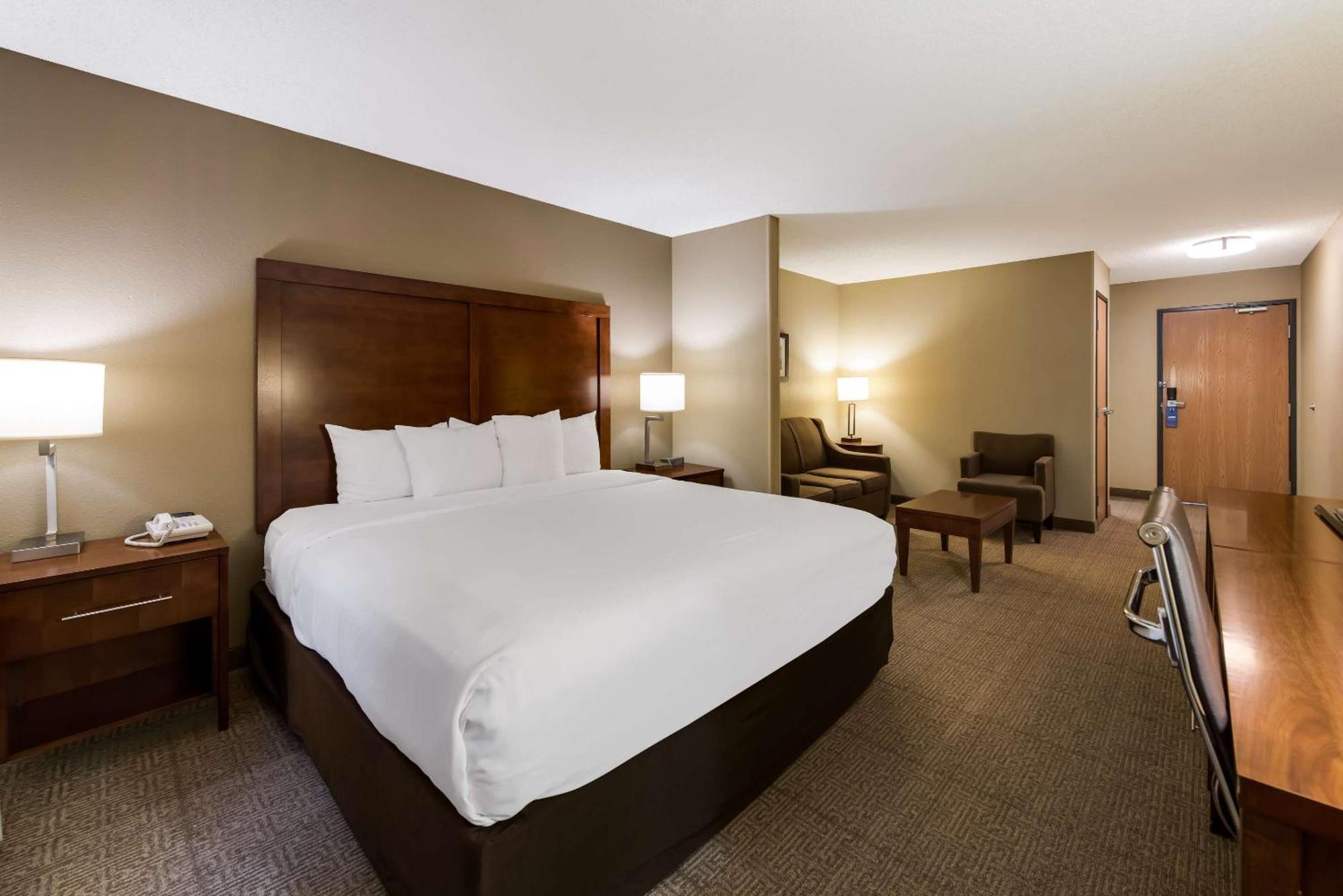 Comfort Inn East Уичита Экстерьер фото