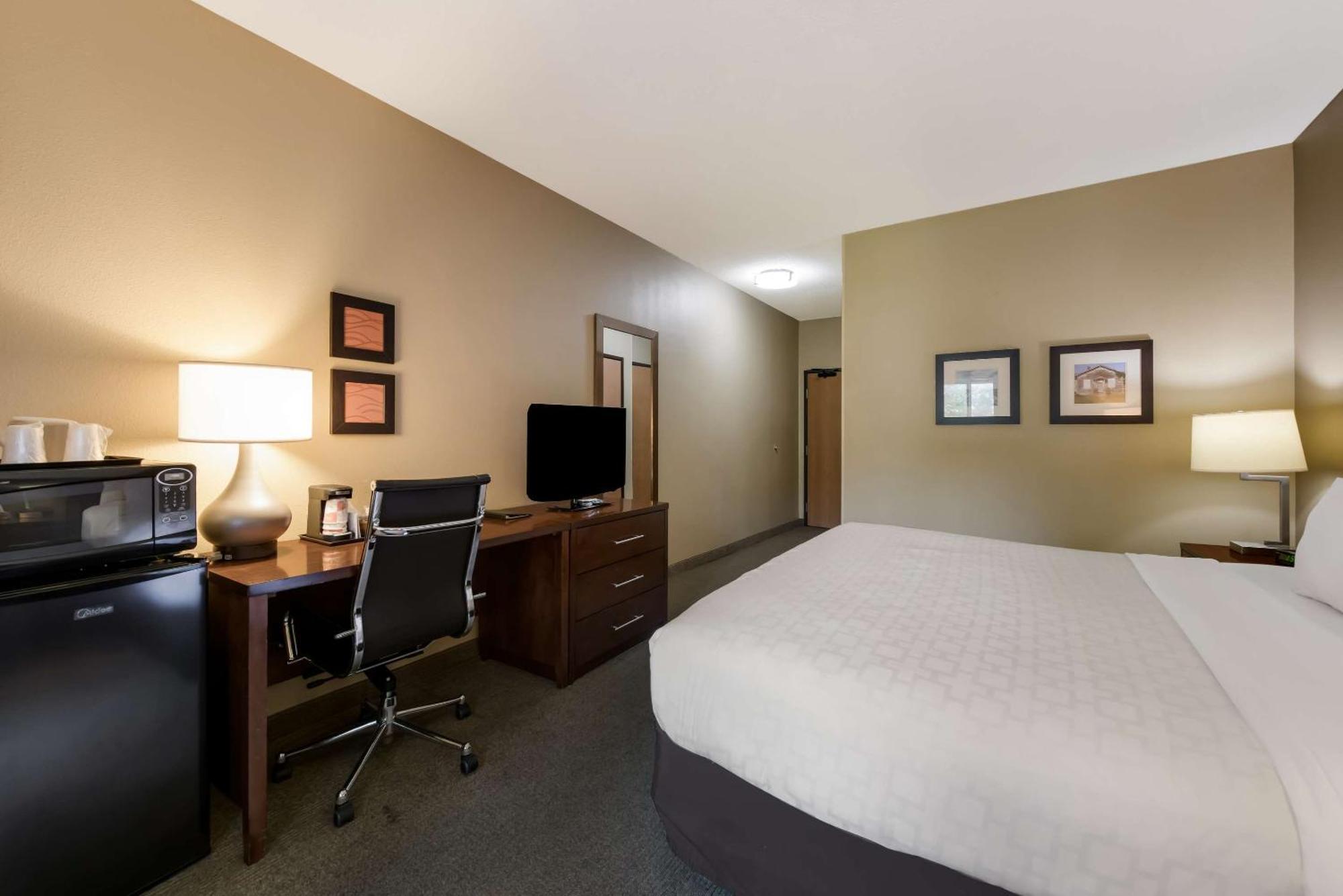 Comfort Inn East Уичита Экстерьер фото