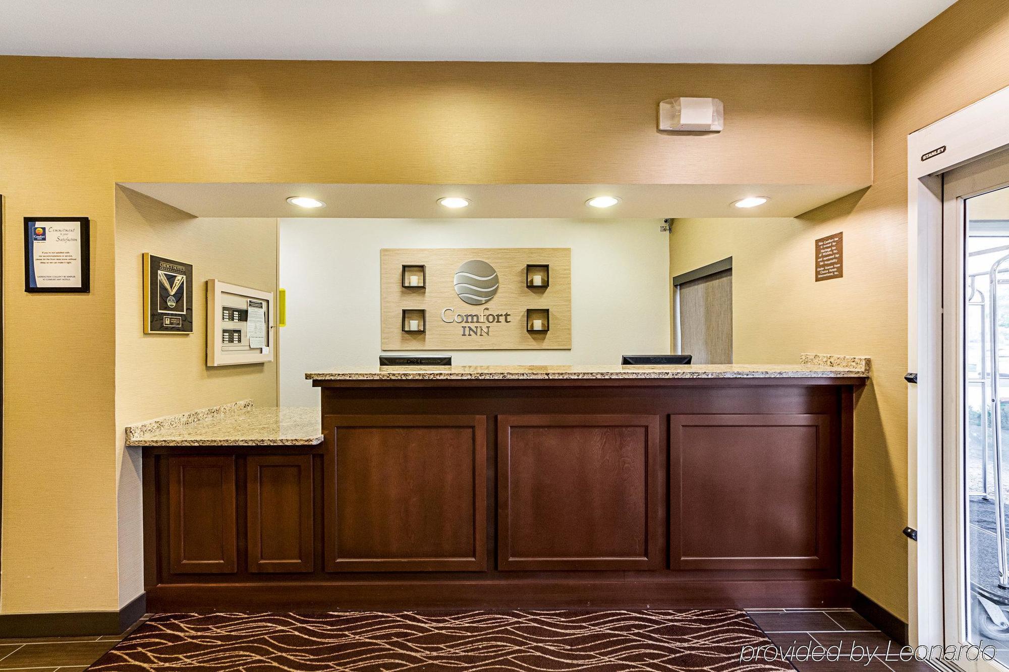 Comfort Inn East Уичита Экстерьер фото