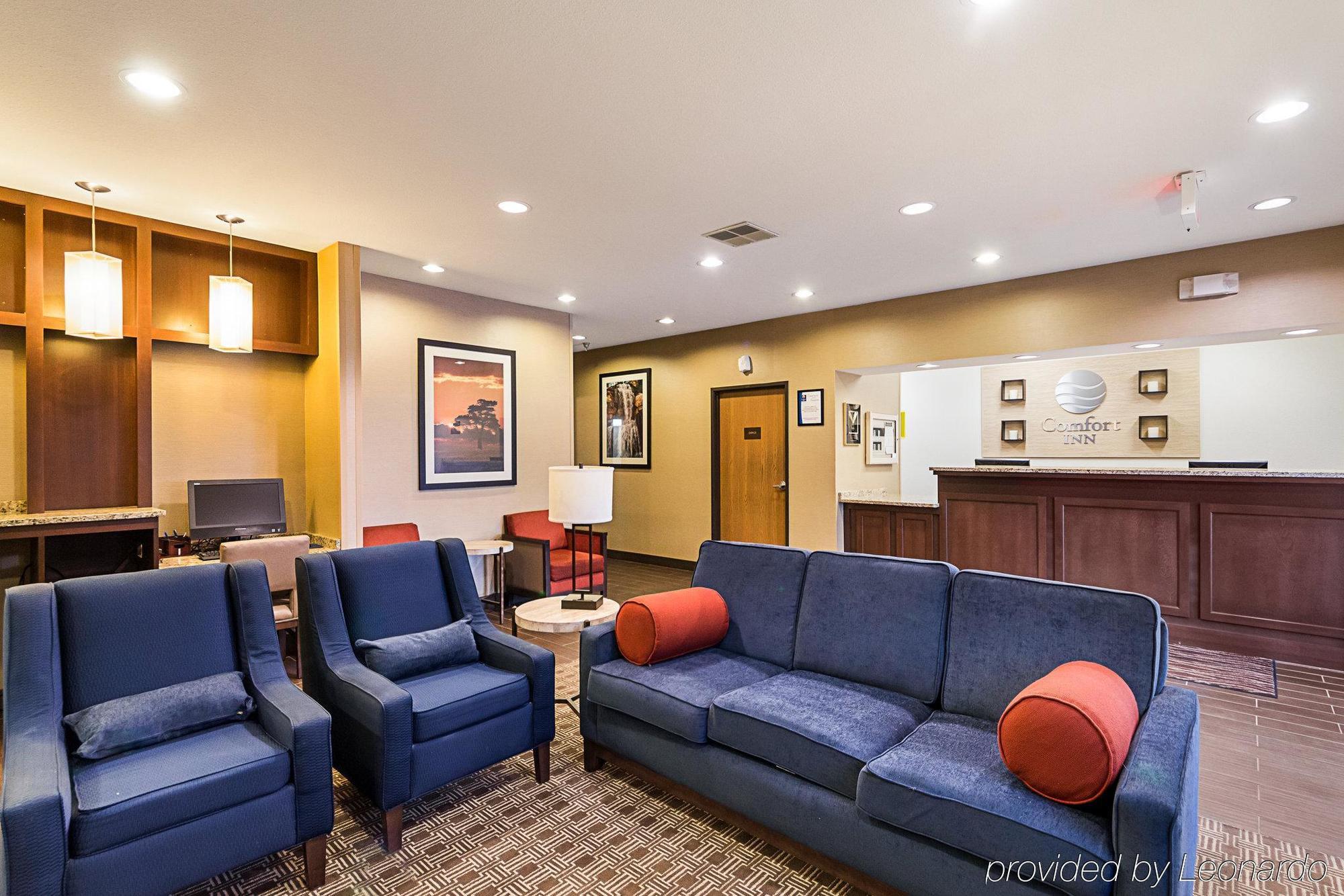 Comfort Inn East Уичита Экстерьер фото