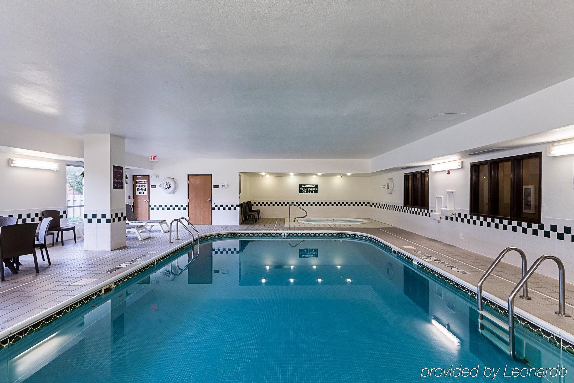 Comfort Inn East Уичита Экстерьер фото