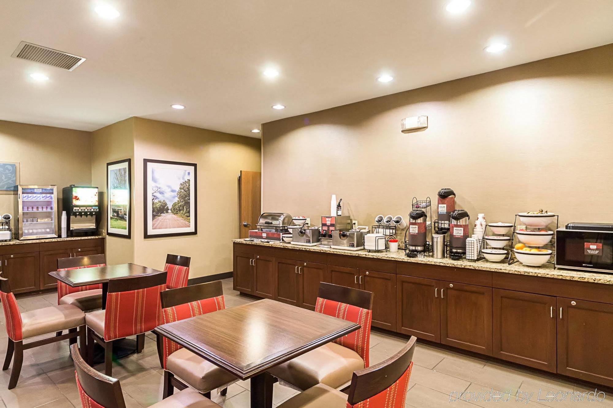 Comfort Inn East Уичита Экстерьер фото